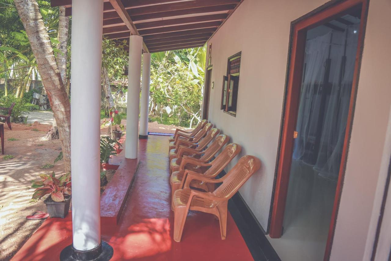 היקדואה Hikka Surf Hostel מראה חיצוני תמונה